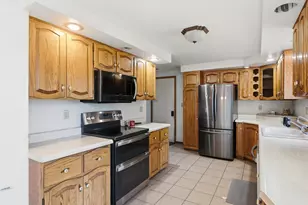 825 Landis St, Rockland, WI 54207 - Photo 9