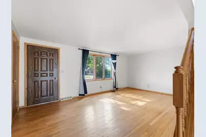 825  Landis St, Rockland, WI 54207 - Photo 7