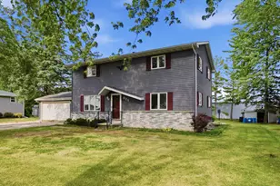 825 Landis St, Rockland, WI 54207 - Photo 1