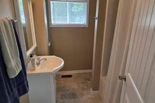 1609 Jackson Park Dr, Delavan, WI 53115 - Photo 21