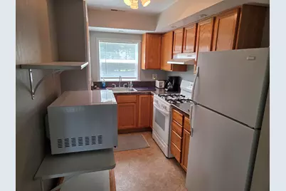 1609  Jackson Park Dr, Delavan, WI 53115 - Photo 9