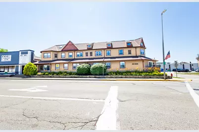 100  Main St #201, Pewaukee, WI 53072 - Photo 5