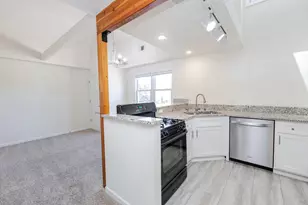 100 Main St, Pewaukee, WI 53072 - Photo 19
