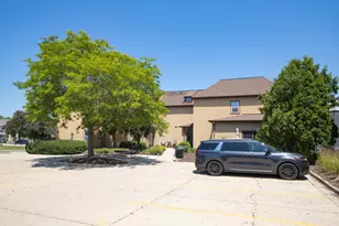 100 Main St, Pewaukee, WI 53072 - Photo 11