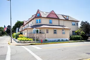 100 Main St, Pewaukee, WI 53072 - Photo 9