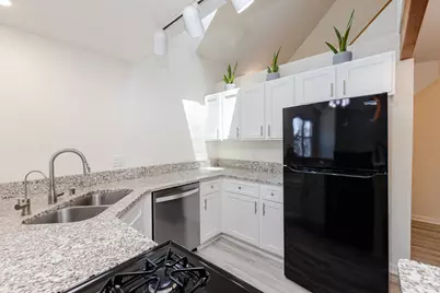 100  Main St #201, Pewaukee, WI 53072 - Photo 17