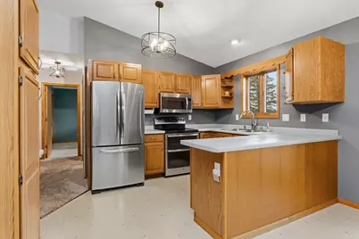 430  Lee Dr, West Salem, WI 54669 - Photo 13