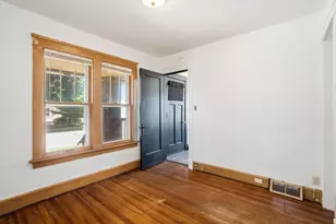 1801 Flett Ave, Racine, WI 53403 - Photo 9