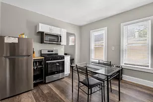 2867 N Fratney St, Milwaukee, WI 53212 - Photo 3