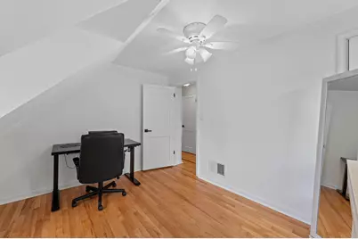 8129 W Burleigh St, Milwaukee, WI 53222 - Photo 15