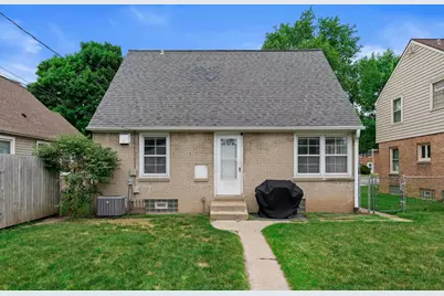 8129 W Burleigh St, Milwaukee, WI 53222 - Photo 21
