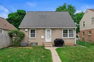 8129 W Burleigh St, Milwaukee, WI 53222 - Photo 21