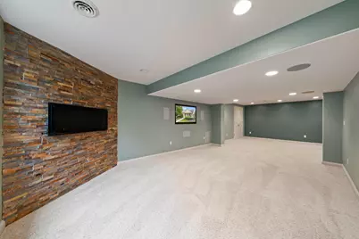 677  Cook St, Walworth, WI 53184 - Photo 27