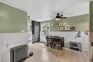 4107 S Hately Ave, Saint Francis, WI 53235 - Photo 13