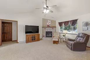 383 Niagara St, Kiel, WI 53042 - Photo 7