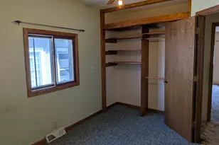 3738 E Plankinton Ave, Cudahy, WI 53110 - Photo 17