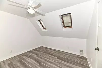 5949 S 31st St, Greenfield, WI 53221 - Photo 21