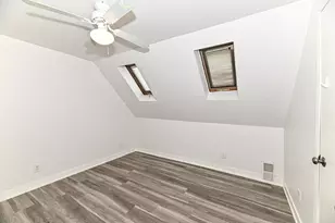 5949 S 31st St, Greenfield, WI 53221 - Photo 21