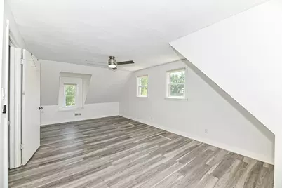 5949 S 31st St, Greenfield, WI 53221 - Photo 19