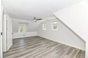 5949 S 31st St, Greenfield, WI 53221 - Photo 19