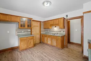 2605 N 49th St, Milwaukee, WI 53210 - Photo 11