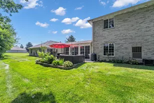 626 E Market St, Elkhorn, WI 53121 - Photo 35