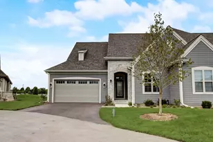 1612 Belmont Ln, Oconomowoc, WI 53066 - Photo 1