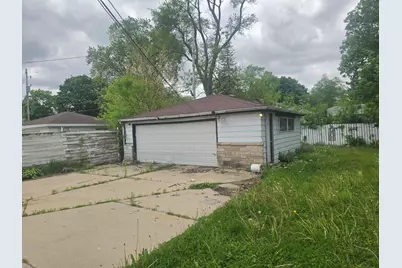 5371 N 61st St, Milwaukee, WI 53218 - Photo 3