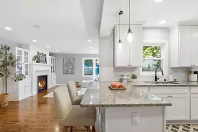 336 E Lake View Ave, Whitefish Bay, WI 53217 - Photo 11