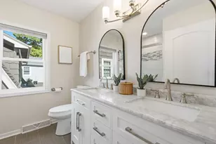 336 E Lake View Ave, Whitefish Bay, WI 53217 - Photo 25