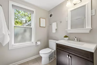 336 E Lake View Ave, Whitefish Bay, WI 53217 - Photo 29