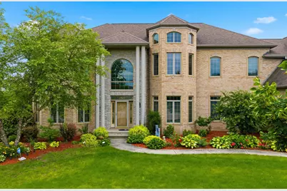 9425  43rd Ave, Pleasant Prairie, WI 53158 - Photo 3