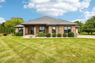 318 Cypress Point, North Prairie, WI 53153 - Photo 59