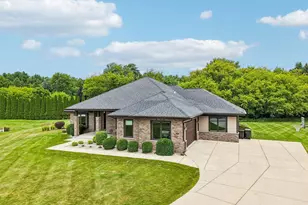 318 Cypress Point, North Prairie, WI 53153 - Photo 61
