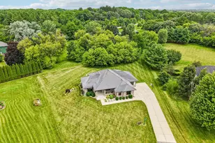 318 Cypress Point, North Prairie, WI 53153 - Photo 67