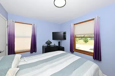 3553 S 1st Pl, Milwaukee, WI 53207 - Photo 13