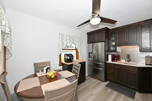 3553 S 1st Pl, Milwaukee, WI 53207 - Photo 7