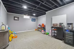 3648 E Whittaker Ave, Cudahy, WI 53110 - Photo 25