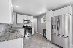 3648 E Whittaker Ave, Cudahy, WI 53110 - Photo 13