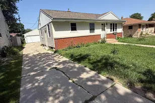 3631 S 82nd St, Milwaukee, WI 53220 - Photo 3
