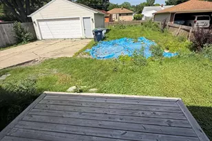 3631 S 82nd St, Milwaukee, WI 53220 - Photo 7