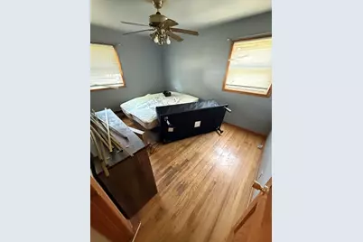 3631 S 82nd St, Milwaukee, WI 53220 - Photo 9