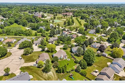 1131 E Sommers Dr, Oak Creek, WI 53154 - Photo 31