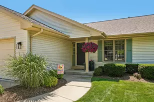 1131 E Sommers Dr, Oak Creek, WI 53154 - Photo 3