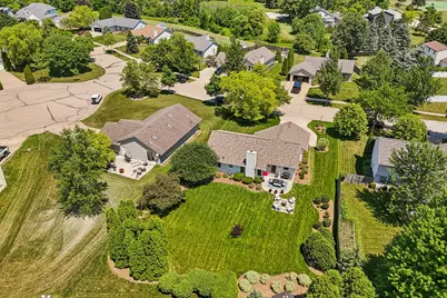 1131 E Sommers Dr, Oak Creek, WI 53154 - Photo 29