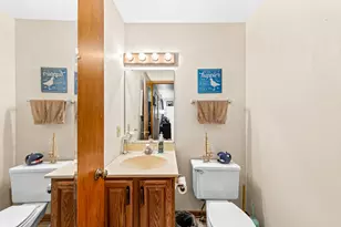 716 Fox Ln, Racine, WI 53185 - Photo 25