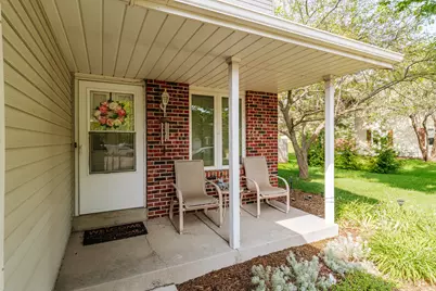716  Fox Ln, Racine, WI 53185 - Photo 21
