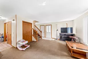 716 Fox Ln, Racine, WI 53185 - Photo 7