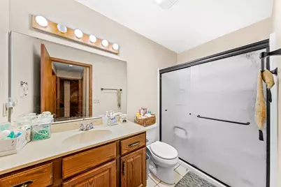 716  Fox Ln, Racine, WI 53185 - Photo 19