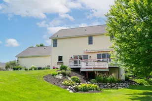 N65W13488 Lilly Creek Dr, Menomonee Falls, WI 53051 - Photo 35